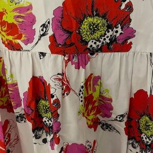 House of Perna Dress Size in Photos Tropical Bloom Print Tiered Design Hi Low